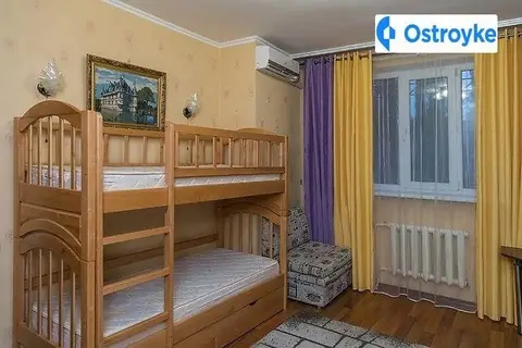 1-кімнатна квартира, 45 м², бул. Академіка Вернадського, 57, Київ