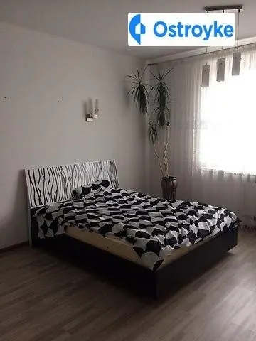 1-кімнатна квартира, 78 м², вул. Научна, Львів — фото 1