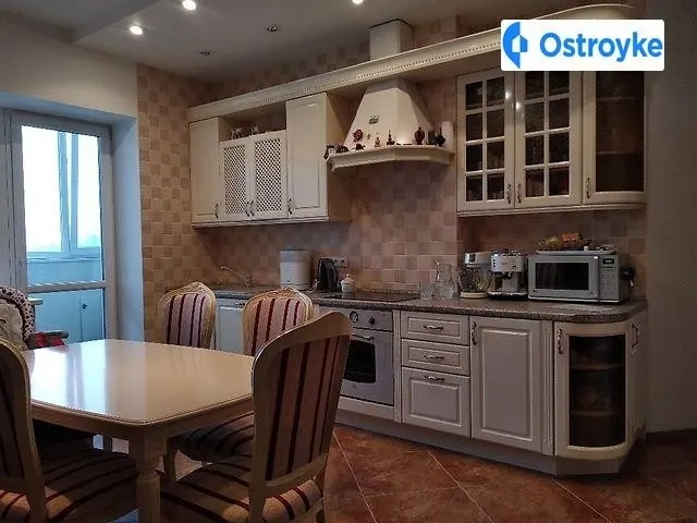 Продаж 2-кімнатної квартири, 80 м², Київ — фото 1
