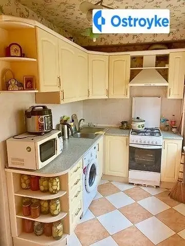 2-кімнатна квартира, 46 м², пл. Соломʼянська, 31, Київ