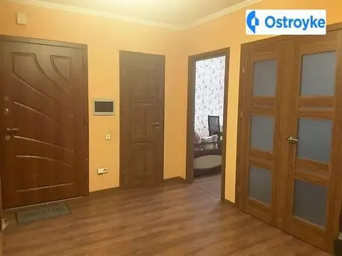 Продаж 2-кімнатної квартири, 82 м², Одеса