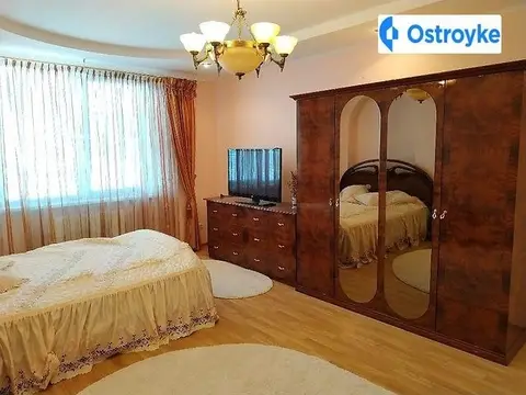 Зодчих