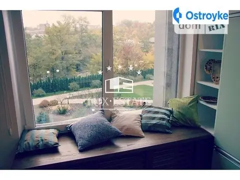 1-комнатная квартира, 53 м², вул. Драгомирова, Киев