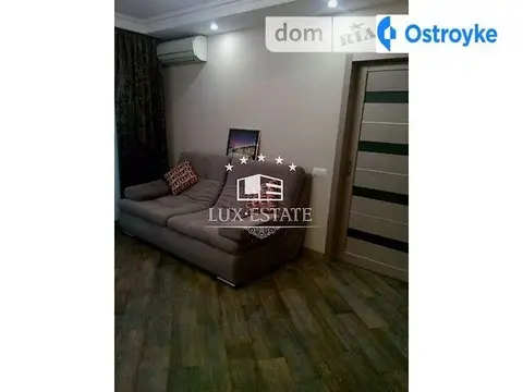 2-комнатная квартира, 80 м², вул. Ливарська, Киев