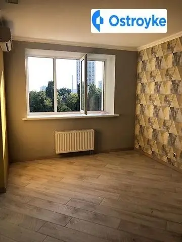 1-комнатная квартира, 43 м², пл. Харківська, 210, Киев