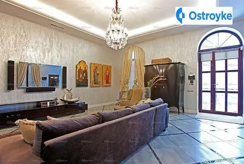 3-кімнатна будинок, 218 м², вул. Тимірязевська, Київ