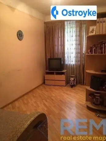 3-кімнатна квартира, 66 м², просп. Адміральський, Одеса