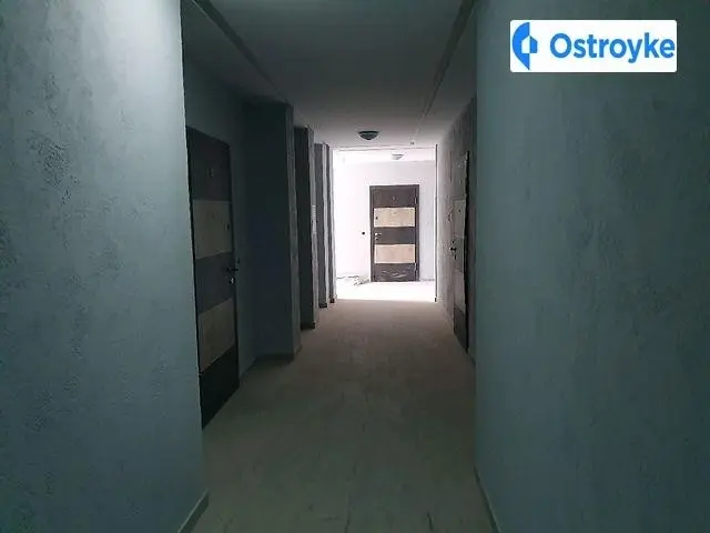 Продаж 2-кімнатної квартири, 77 м², Ужгород — фото 4