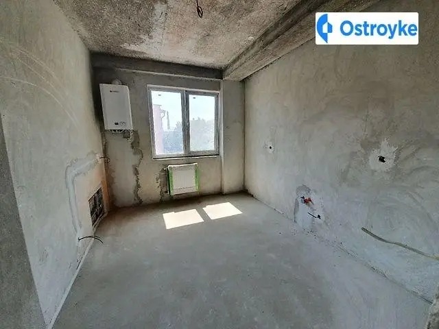 Продаж 2-кімнатної квартири, 77 м², Ужгород — фото 2