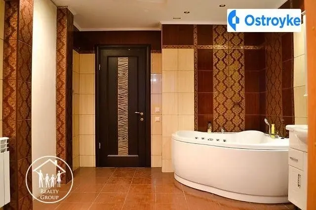 Продаж 4-кімнатної квартири, 109 м², Херсон — фото 3