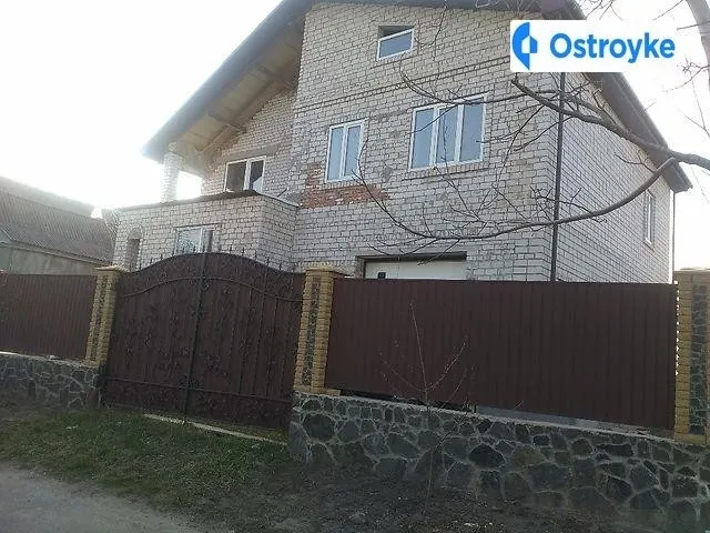 Продаж будинку, 200 м², Канів — фото 1
