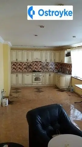 3-кімнатна будинок, 240 м², вул. Гагарина 96/3, Хмельницький