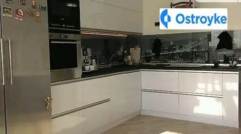 2-комнатная квартира, 87 м², вул. Драгоманова, 2б, Киев