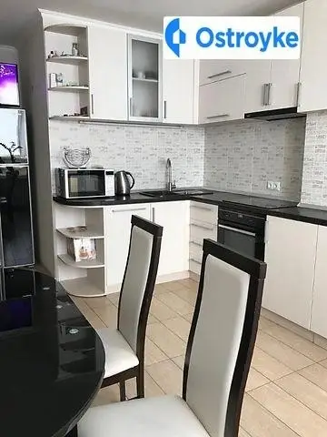 2-комнатная квартира, 80 м², вул. Генерала Бочарова, 53000, Одесса