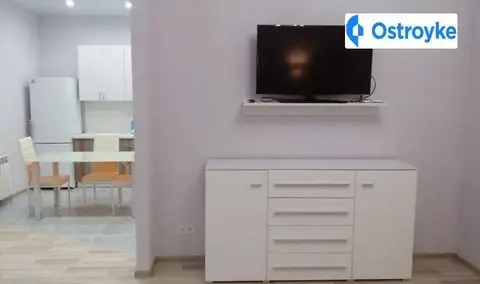 1-кімнатна квартира, 66 м², пл. Дарницька, 8Б, Київ