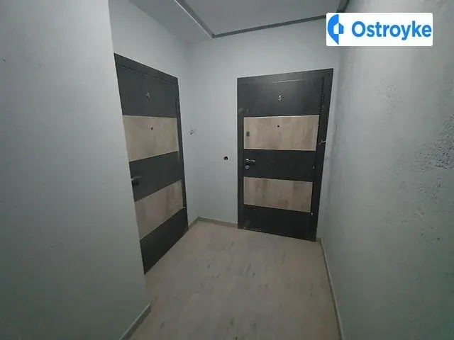 Продаж 1-кімнатної квартири, 67 м², Ужгород — фото 1