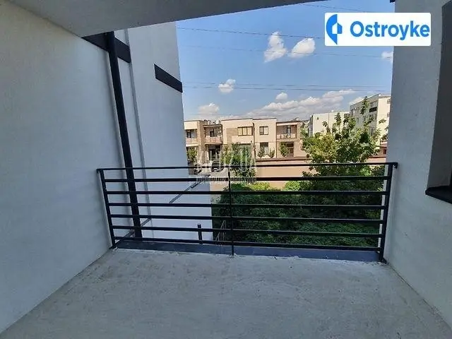 Продаж 1-кімнатної квартири, 67 м², Ужгород — фото 2