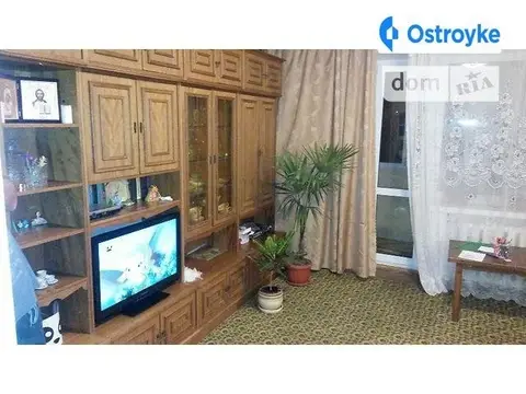 3-кімнатна квартира, 82 м², вул. Феодосійська, Київ