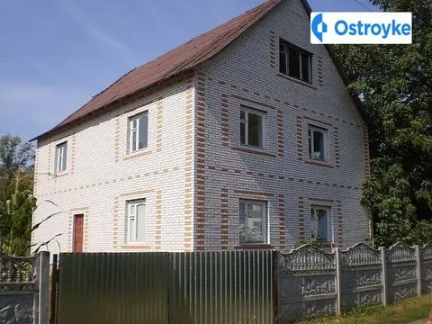 Продаж будинку, 200 м², Біла Церква