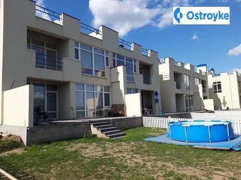 3-кімнатна будинок, 208 м², Біла Церква