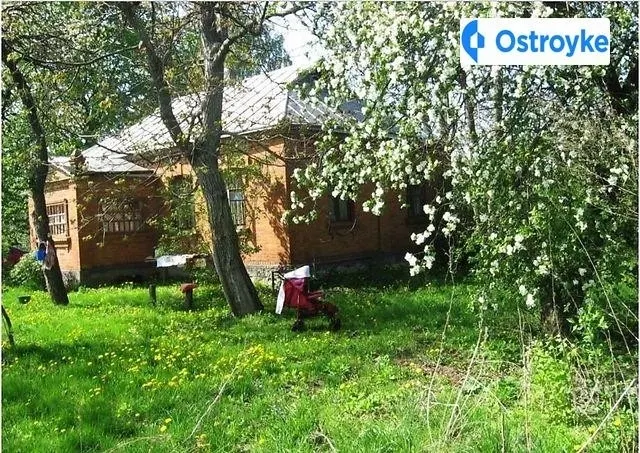 Продаж будинку, 64 м², Літин — фото 1