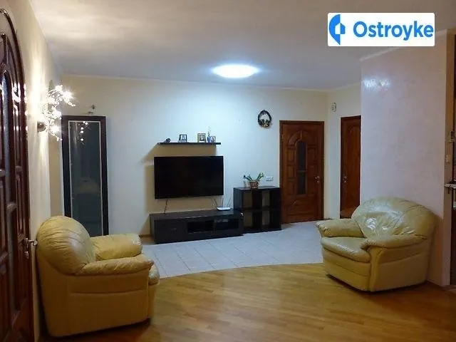 3-кімнатна квартира, 95 м², просп. Петра Григоренка, 15, Київ — фото 1