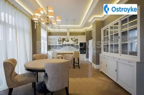 4-кімнатна квартира, 200 м², вул. Новоселицька, 10, Київ