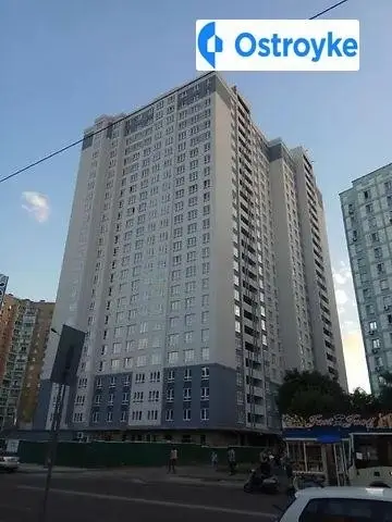 1-кімнатна квартира, 44 м², вул. Драгоманова, 10, Київ
