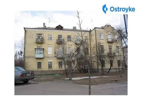 Коновальця Євгена Щорса 23