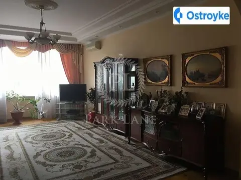 Лесі Українки бул. 30б