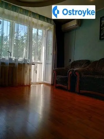 Продаж 3-кімнатної квартири, 66 м², Полтава — фото 4
