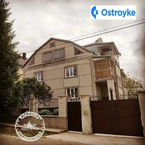 Продаж будинку, 530 м², Тернопіль