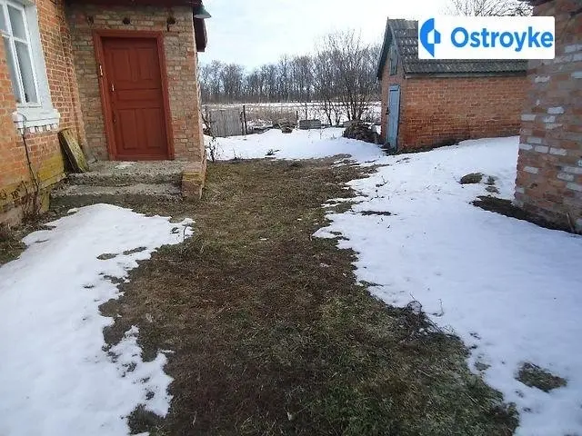 Продаж будинку, 58 м², Ромни — фото 6
