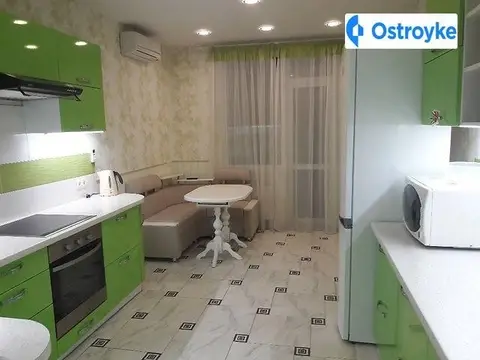 2-комнатная квартира, 87 м², вул. Драгоманова, 40Ж, Киев