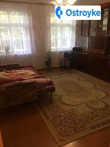 Продаж 3-кімнатної квартири, 65 м², Стрий — фото 1