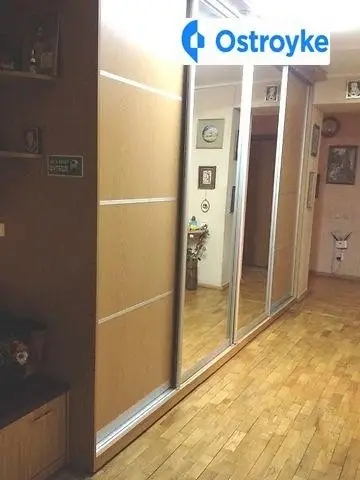 3-кімнатна квартира, 92 м², вул. Драгоманова, 44а, Київ