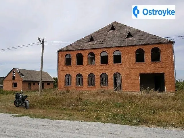 Продаж будинку, 400 м², Новоград-Волинський — фото 2