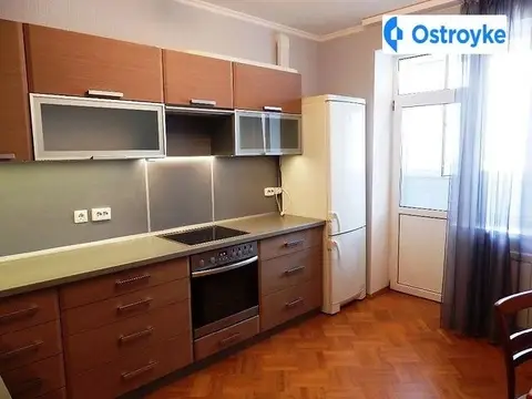 2-комнатная квартира, 75 м², просп. Бажана Миколи, 10, Киев