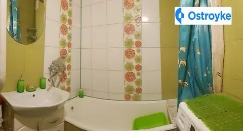 2-комнатная квартира, 70 м², вул. Алматинська, 41б, Киев