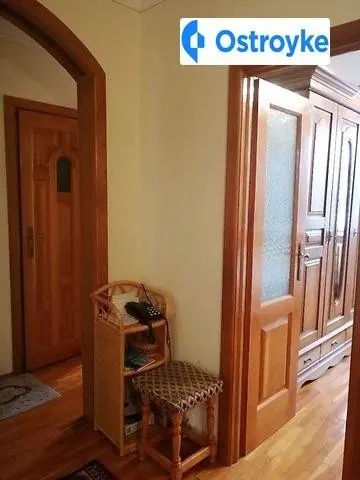 Продаж 3-кімнатної квартири, 78 м², Ужгород — фото 2