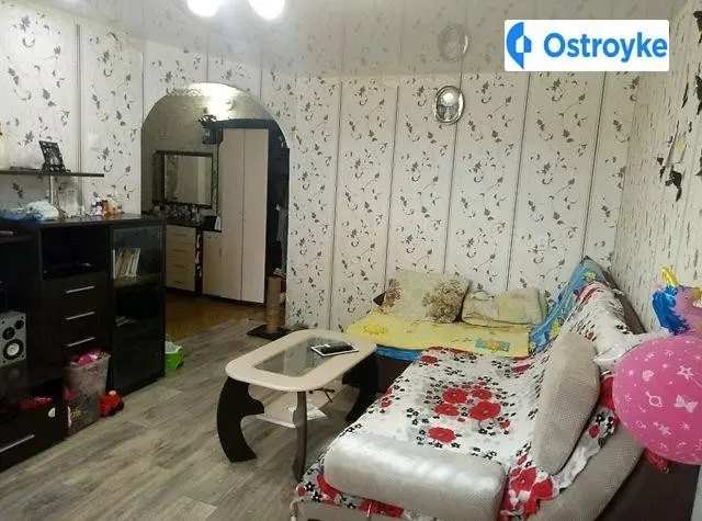 Продаж 2-кімнатної квартири, 46 м², Рубіжне — фото 4