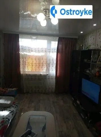 Продаж 2-кімнатної квартири, 46 м², Рубіжне — фото 1