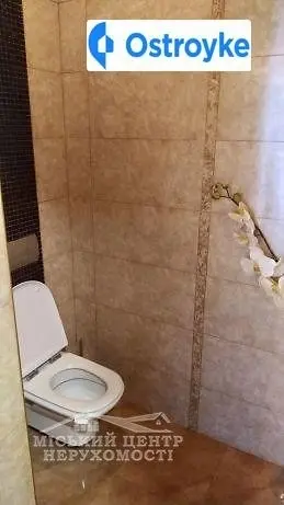 Продаж 2-кімнатної квартири, 72 м², Полтава — фото 2