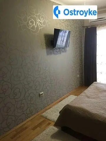 Продаж 3-кімнатної квартири, 87 м², Ужгород — фото 2