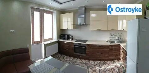 1-комнатная квартира, 52 м², пл. Харківська, 17А, Киев