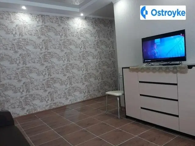 Оренда 2-кімнатної квартири, 45 м², Маріуполь — фото 4