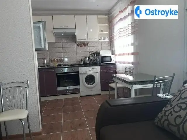 Оренда 2-кімнатної квартири, 45 м², Маріуполь — фото 2