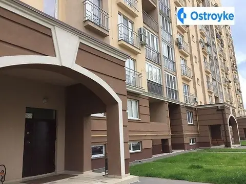 3-комнатная квартира, 82 м², вул. Метрологічна, 15, Киев