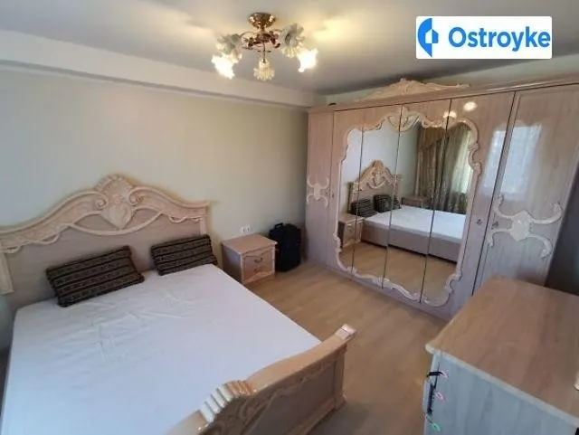 2-кімнатна квартира, 48 м², вул. Оболонська, 37, Київ — фото 1
