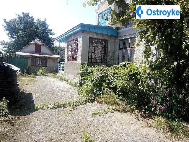Молодіжна — фото 1